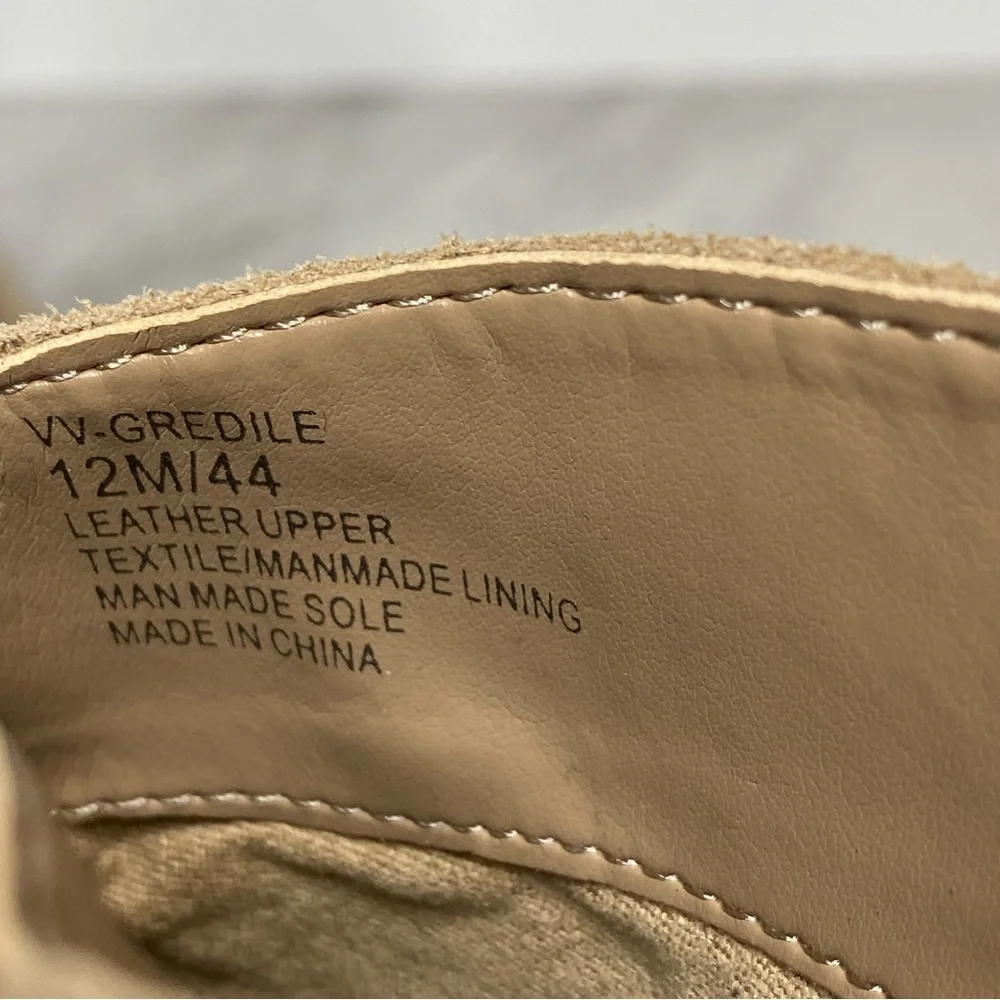 New! Vince Camuto Gredile Tan Suede Pointy Toe Bootie 12M
